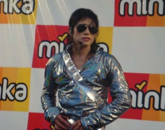 Momento escénico 2 de Michael Jackson Experience